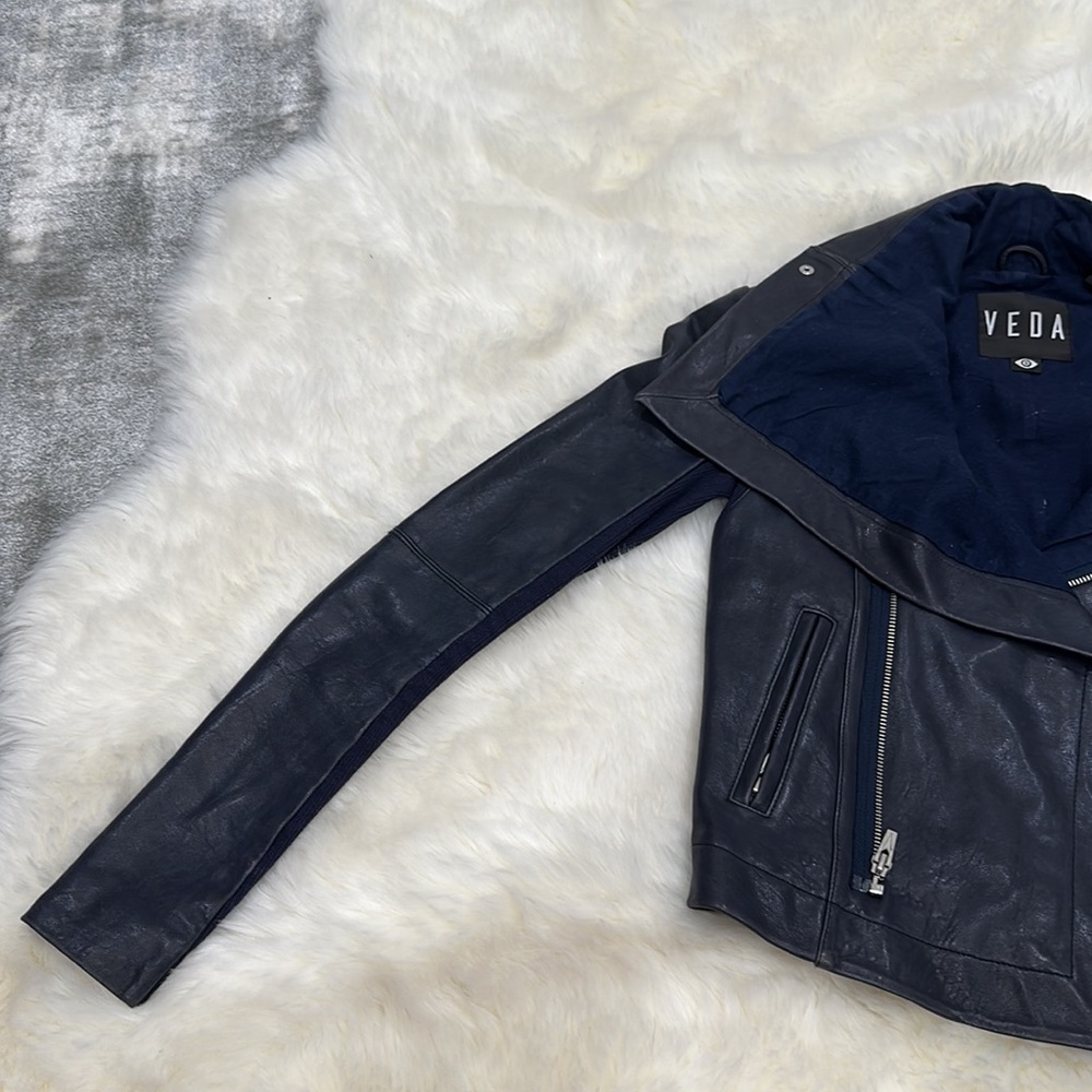 Leather Jacket - Picture 3 of 5